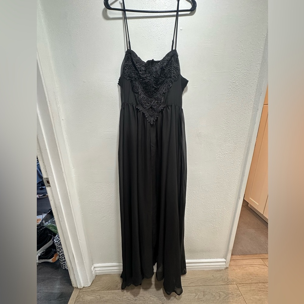 Elegant Black Lace Dress
